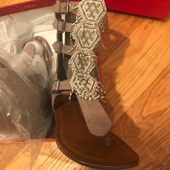 taos gladiator sandal